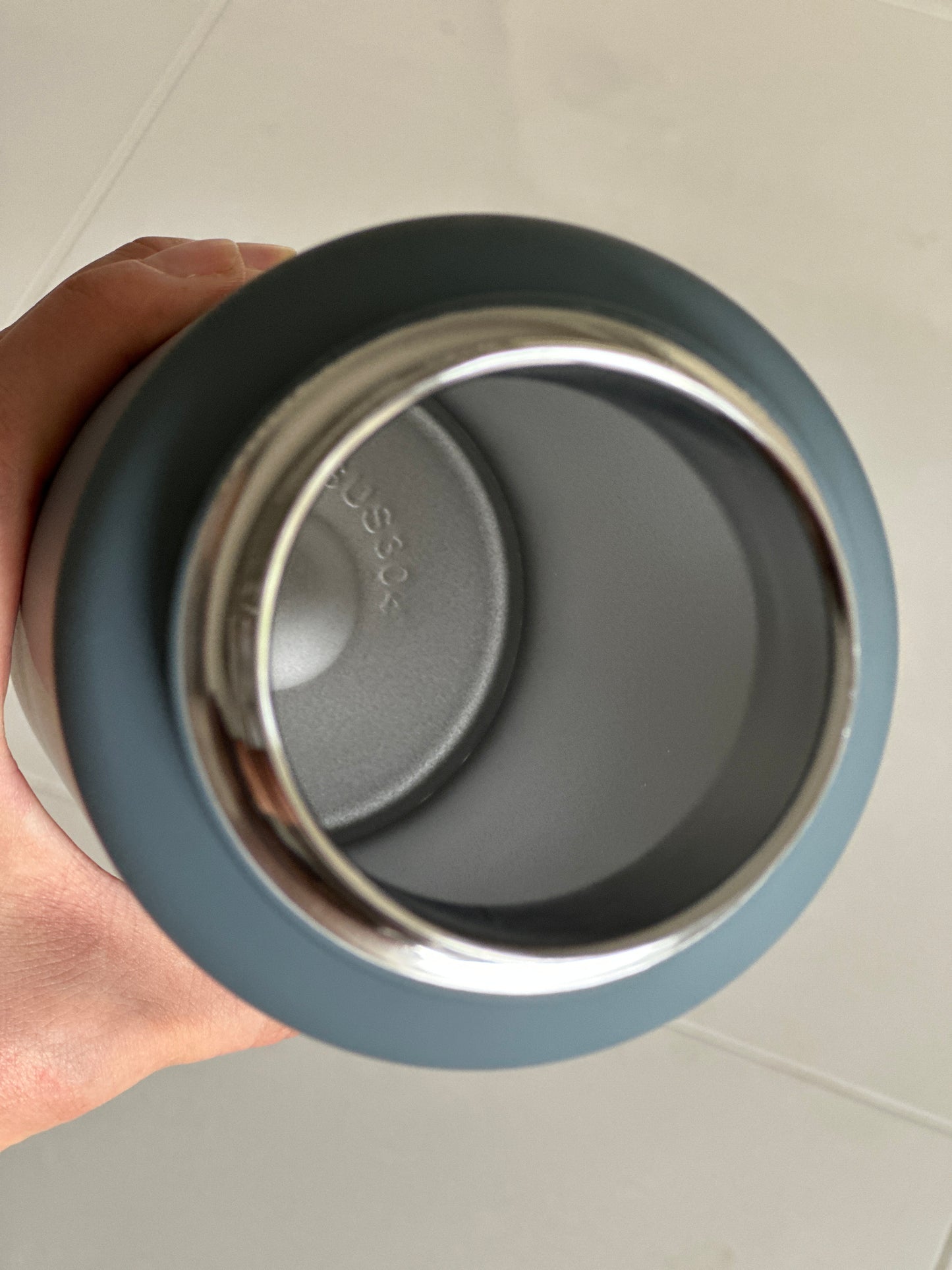 GREY | Be Iconic 1 liter Water Bottle